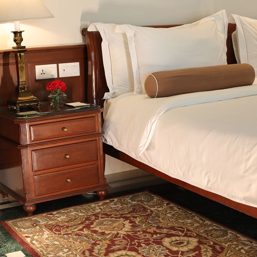 A19I8855 - Artdeco carpet in Grand heritage room