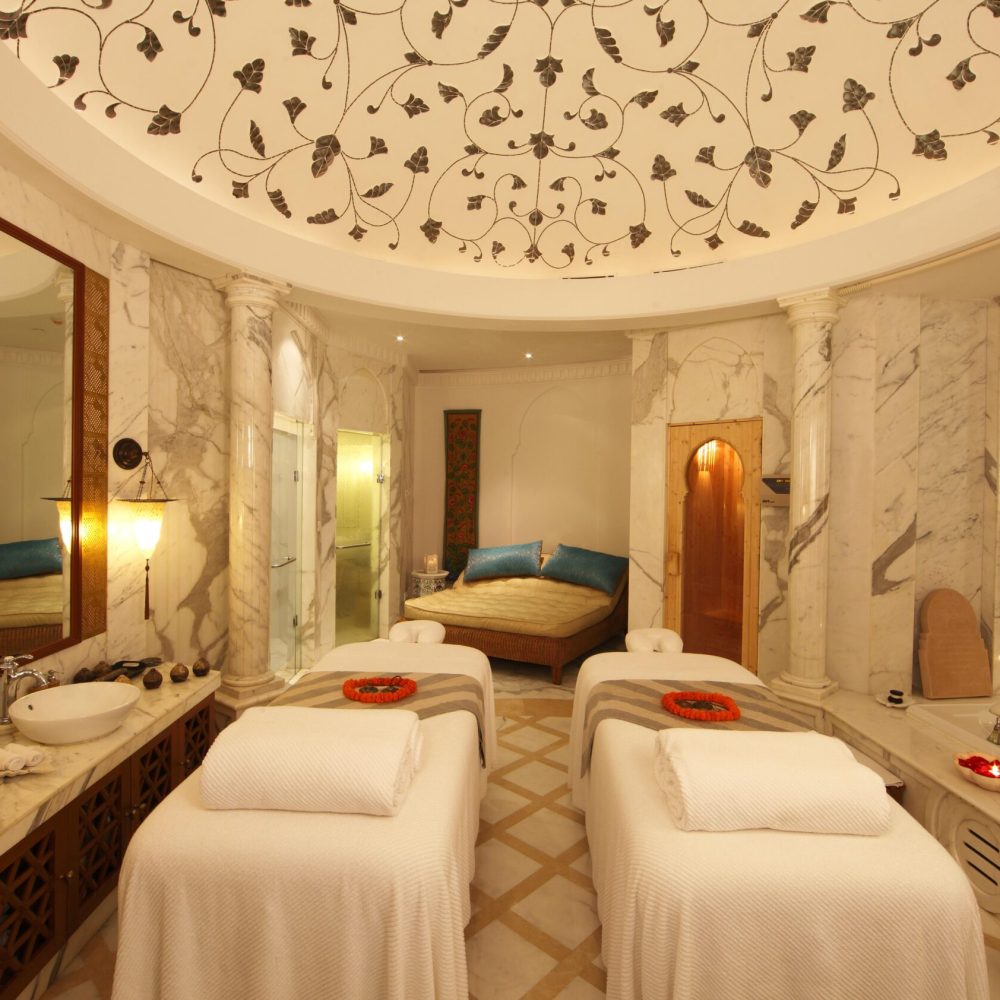 Moghul suite for couples 1